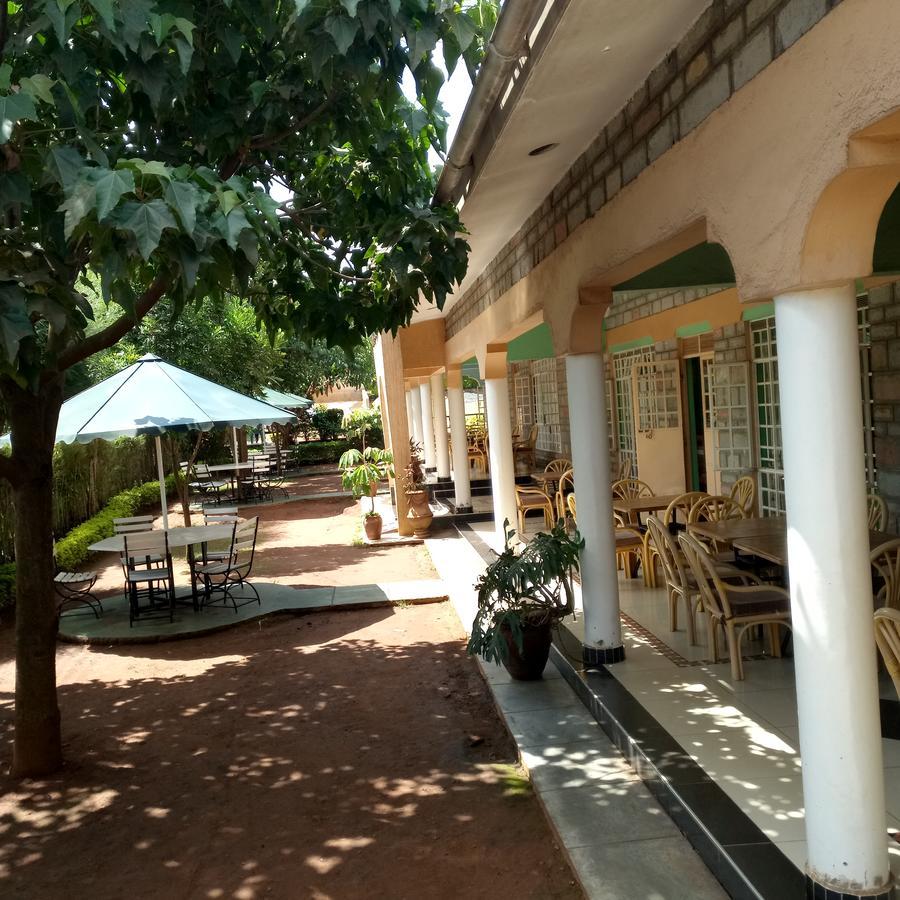 Super Break Hotel Kitale Ngoại thất bức ảnh